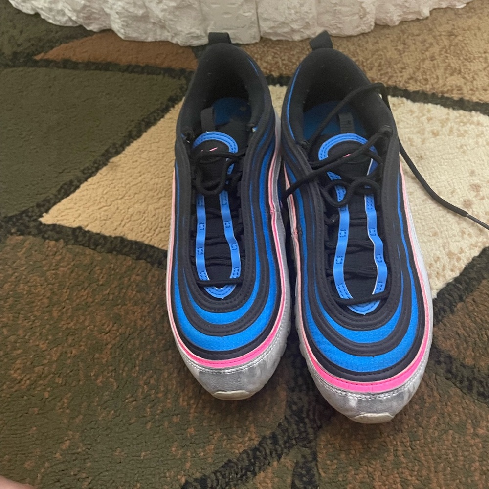 Nike Airmax sneakers!